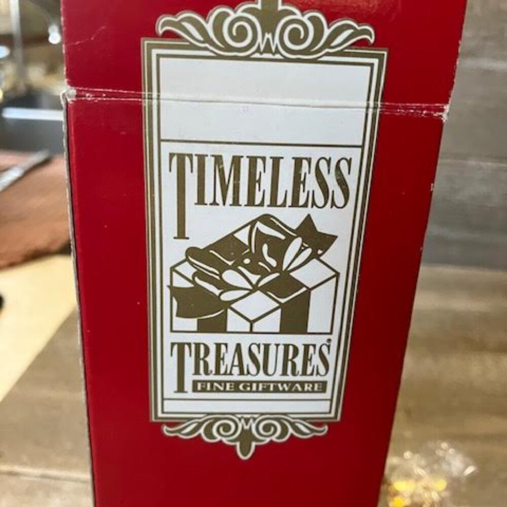 Set Of Two Timeless Treasures silverplated Angle Card Holders. Four In Each Box